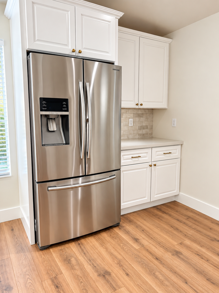 2045 S Hammond Dr - Photo 3 of 10