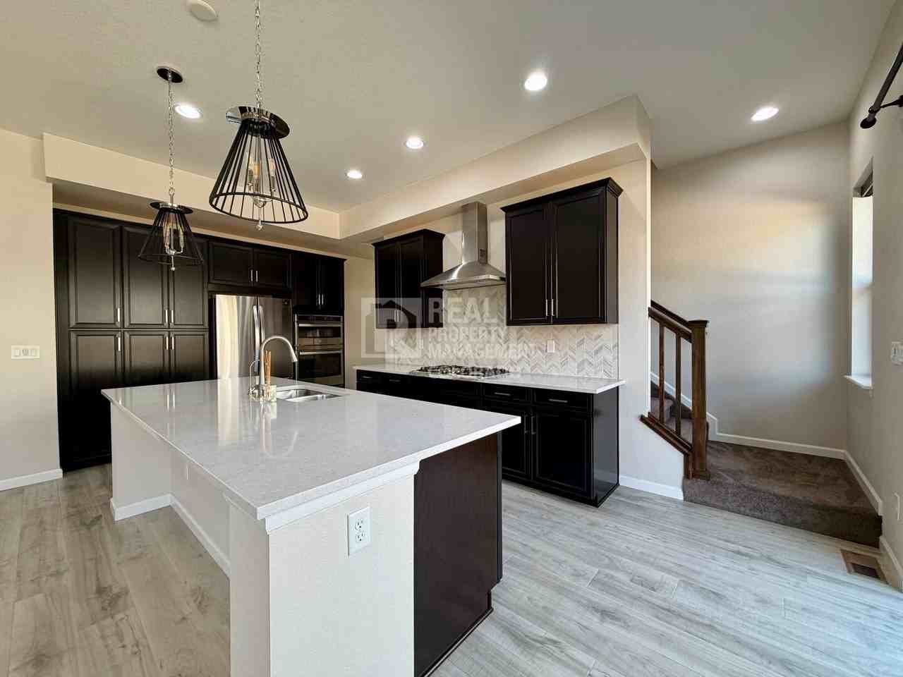 10559 Oncilla Ln - Photo 5 of 24