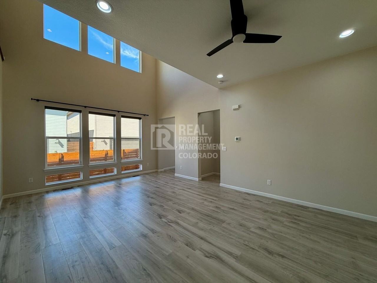 10559 Oncilla Ln - Photo 6 of 24