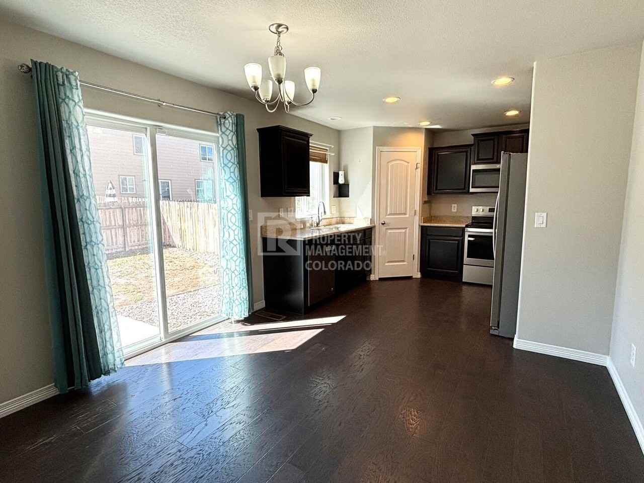 10945 Aliso Dr - Photo 4 of 19