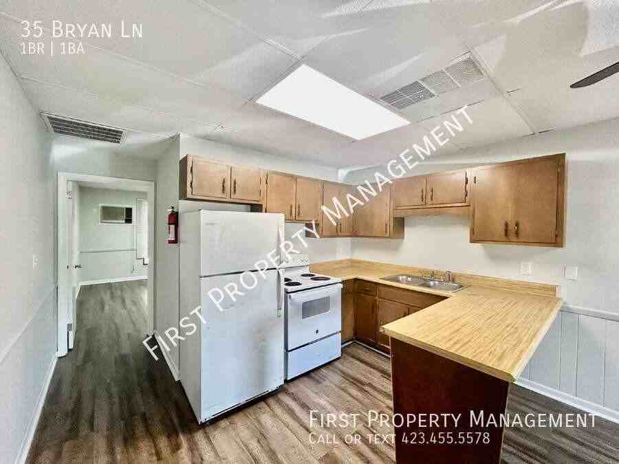 35 Bryan Ln - Photo 3 of 8