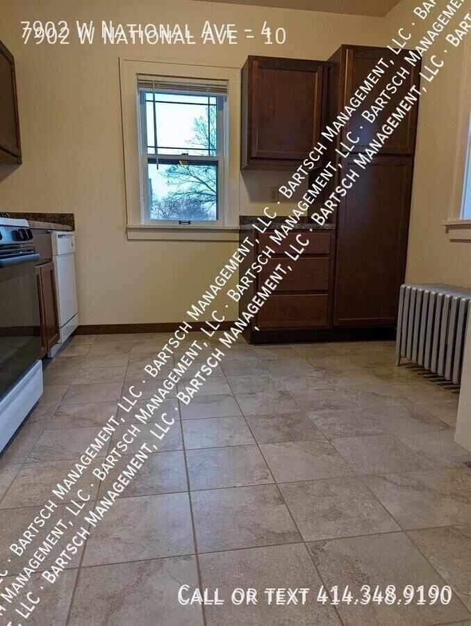 7902 W National Ave #4 - Photo 2 of 5