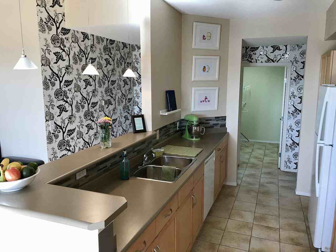 9707 Peregrine Point - Photo 5 of 15