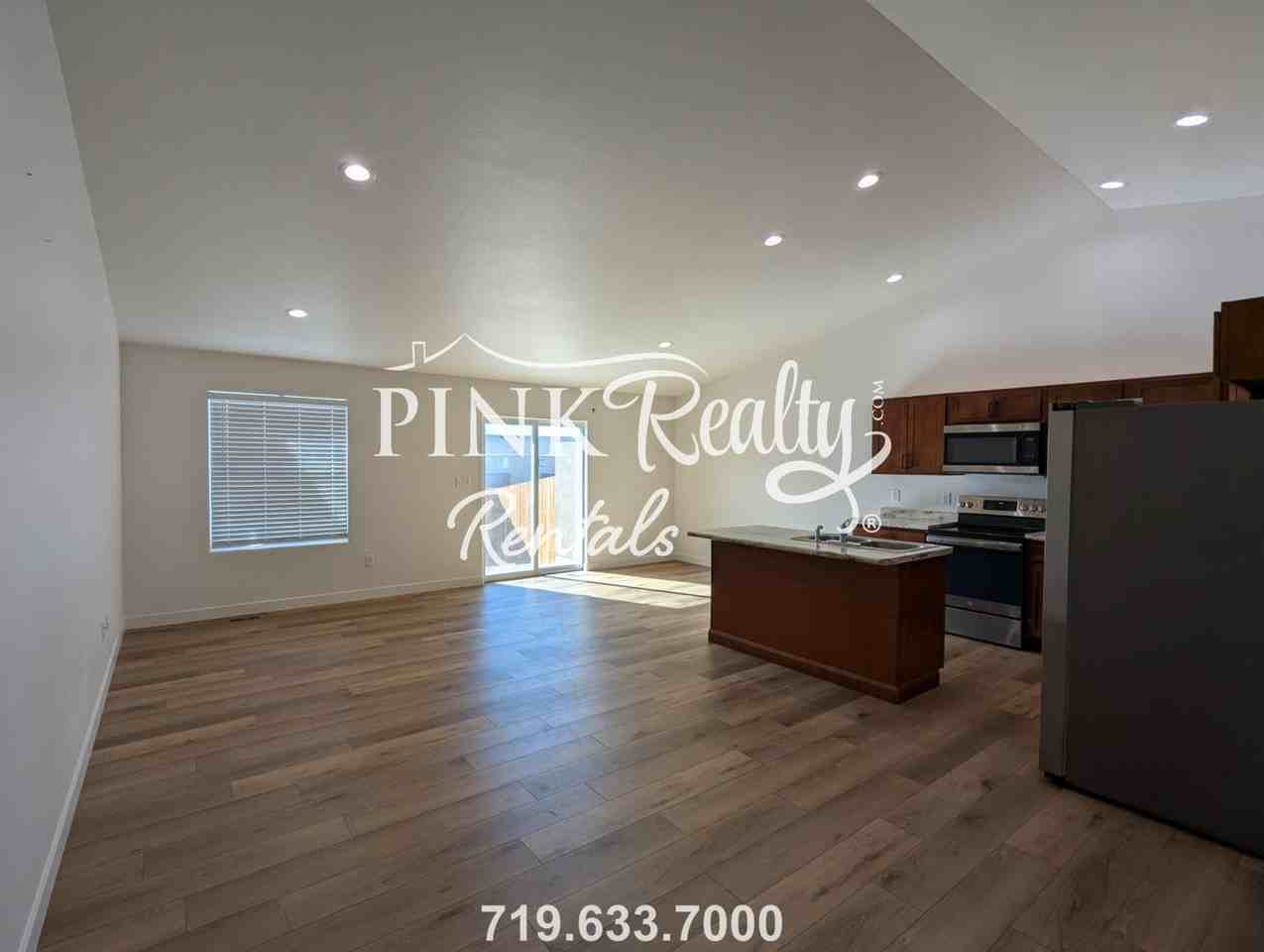 284 W Kyle Dr - Photo 5 of 42