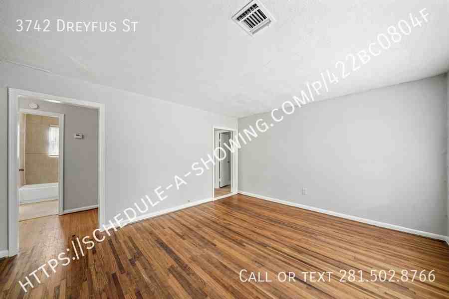 3742 Dreyfus St - Photo 4 of 11