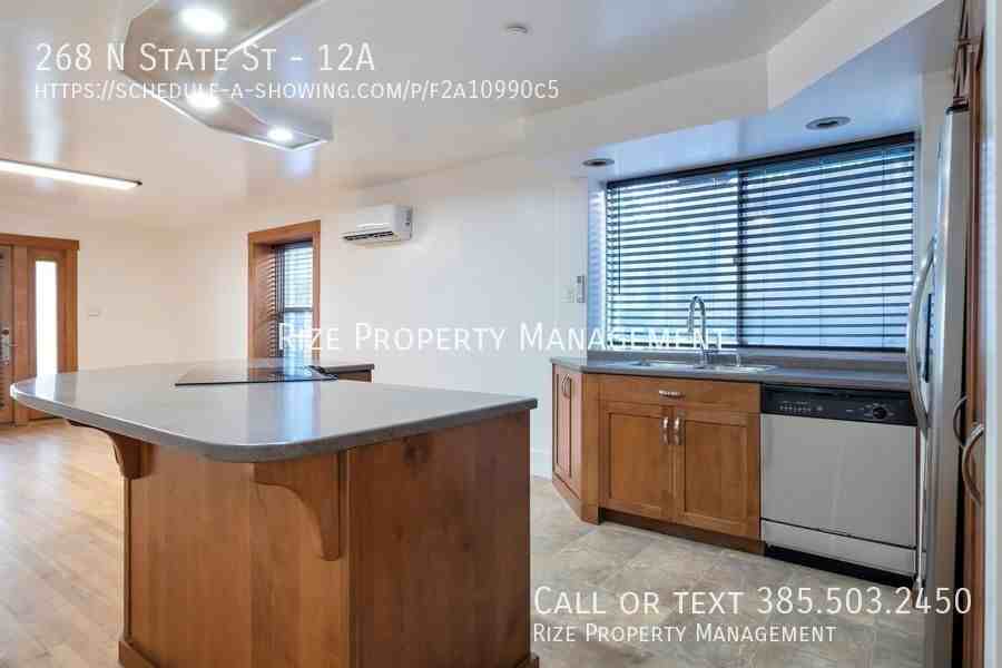 268 N State St #12A - Photo 3 of 16