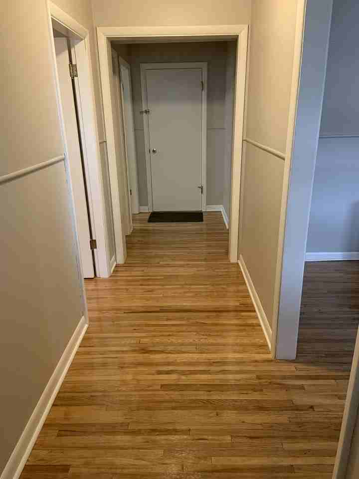 2815 34 St Sw - Photo 3 of 8