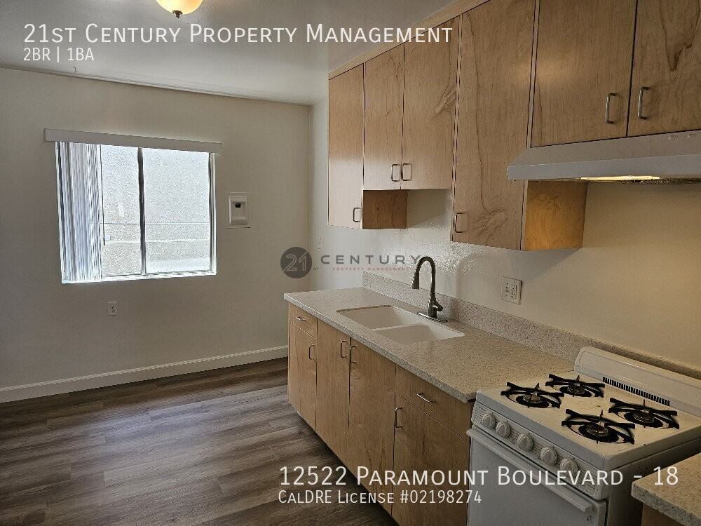 12522 Paramount Blvd #18 - Photo 4 of 15