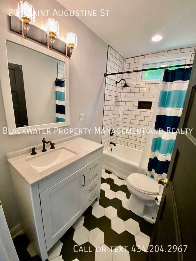 216 Saint Augustine St - Photo 6 of 14