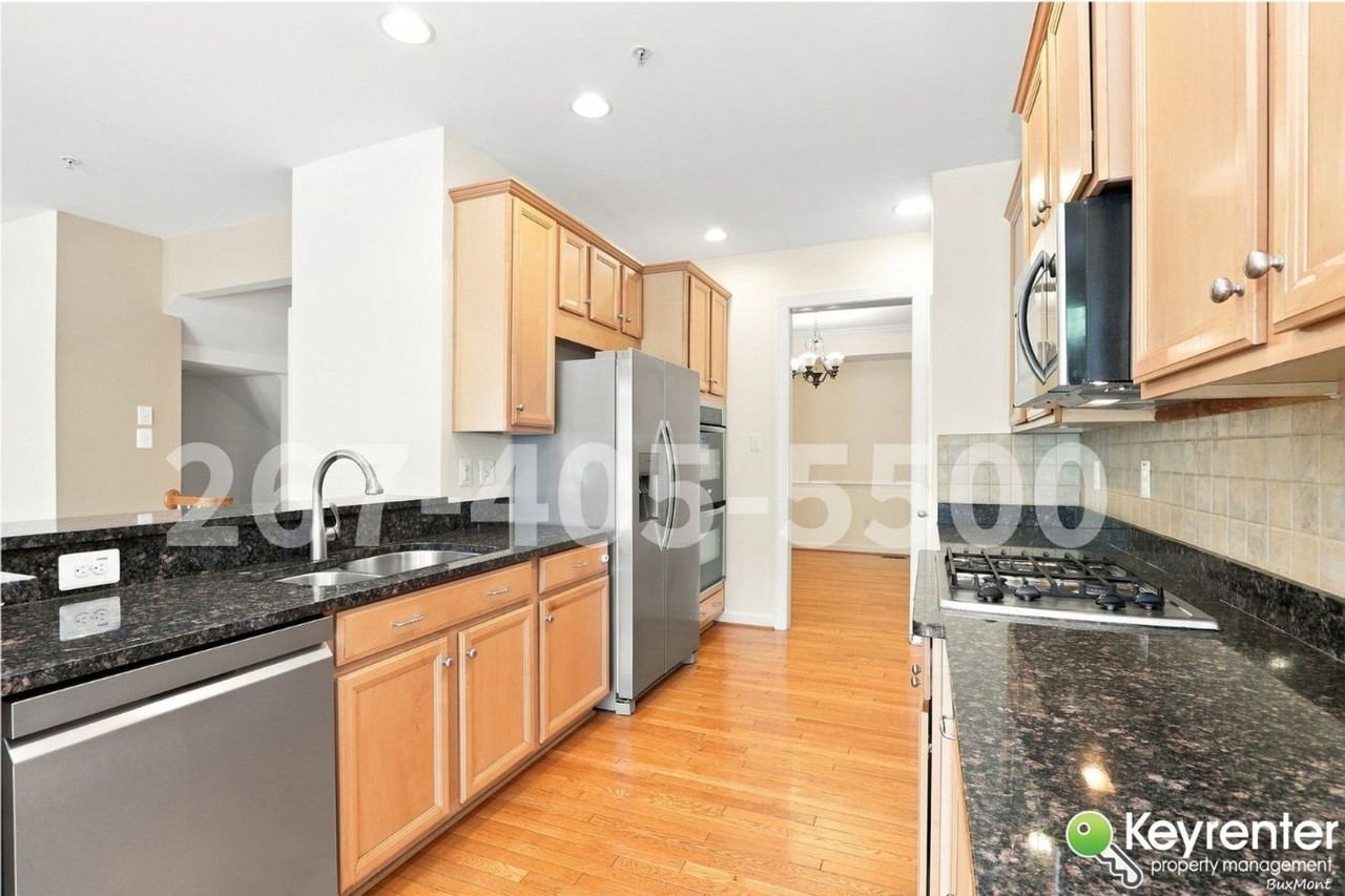 346 Village Way - Photo 2 of 18