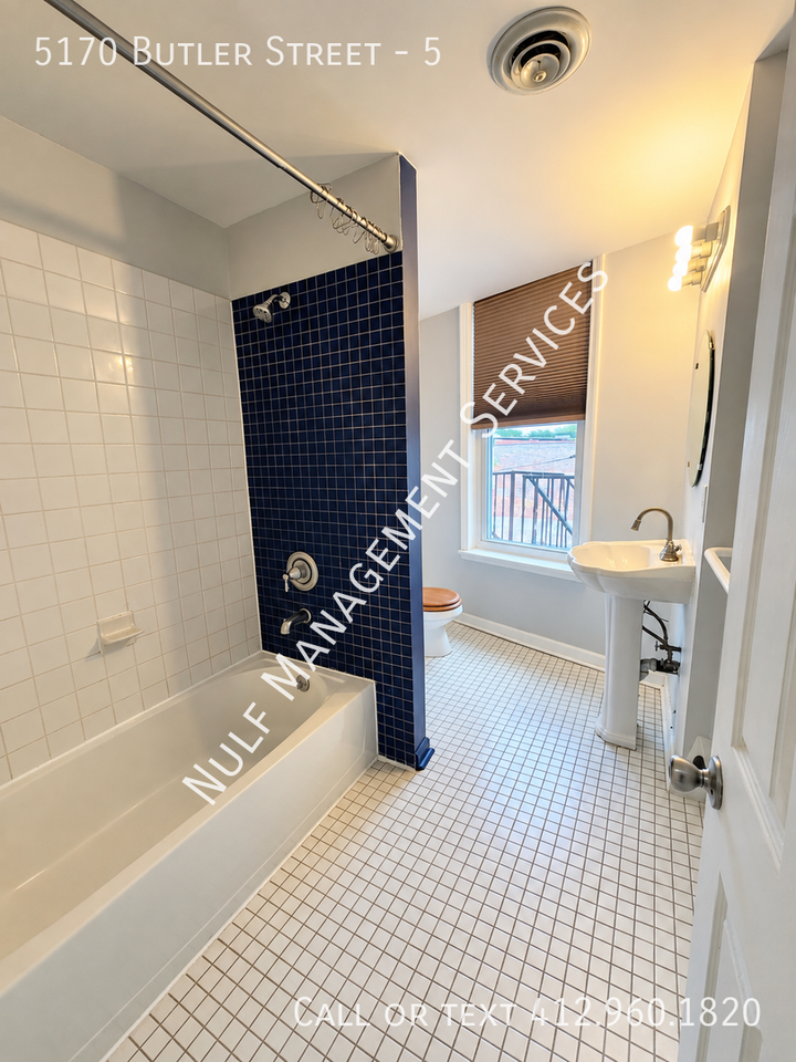 5170 Butler St #5 - Photo 3 of 8