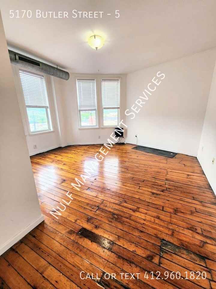 5170 Butler St #5 - Photo 5 of 8