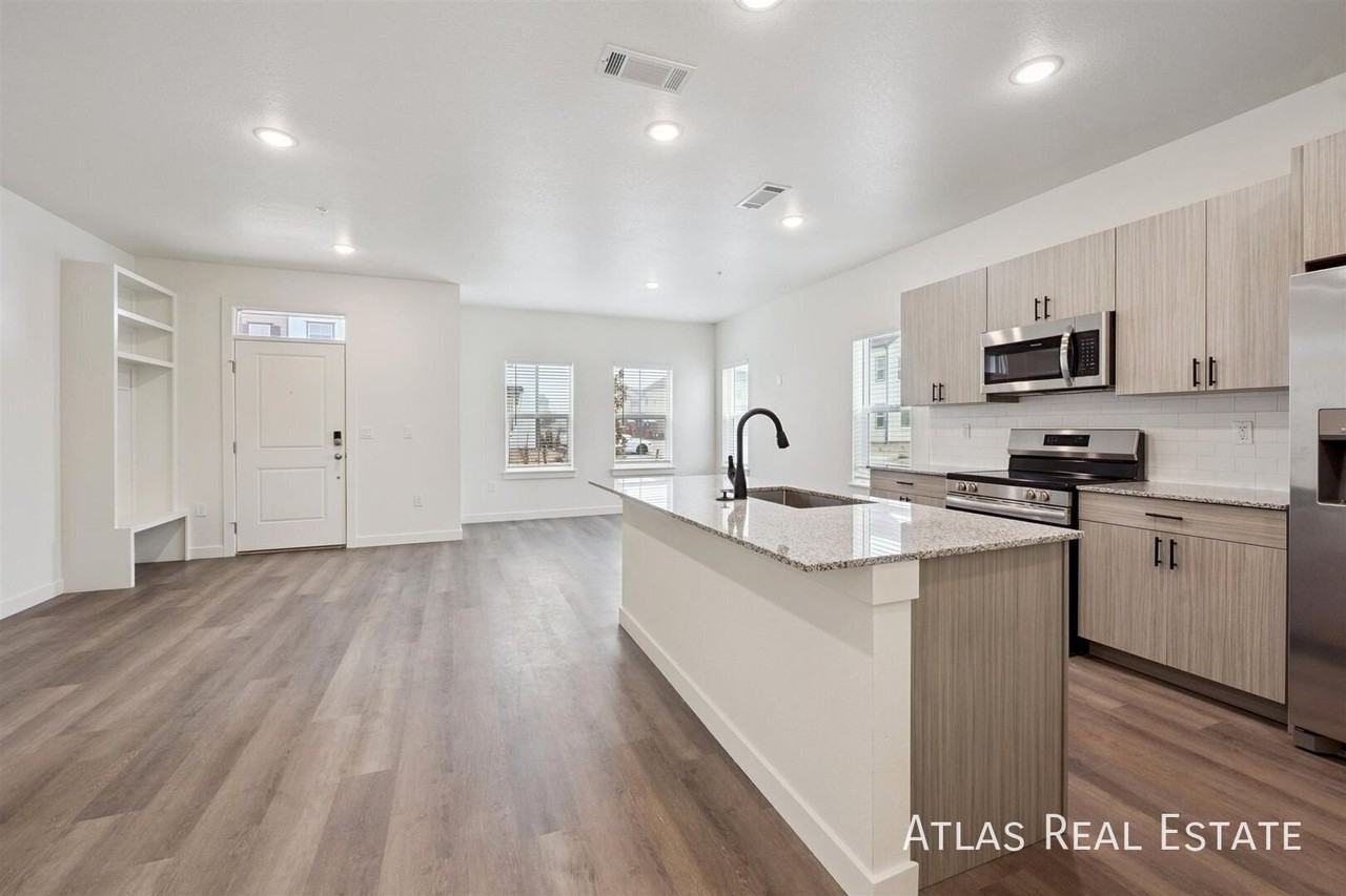 645 Leland Aly #6-645 - Photo 7 of 50