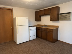 131 W Adams St #3 - Photo 1 of 1