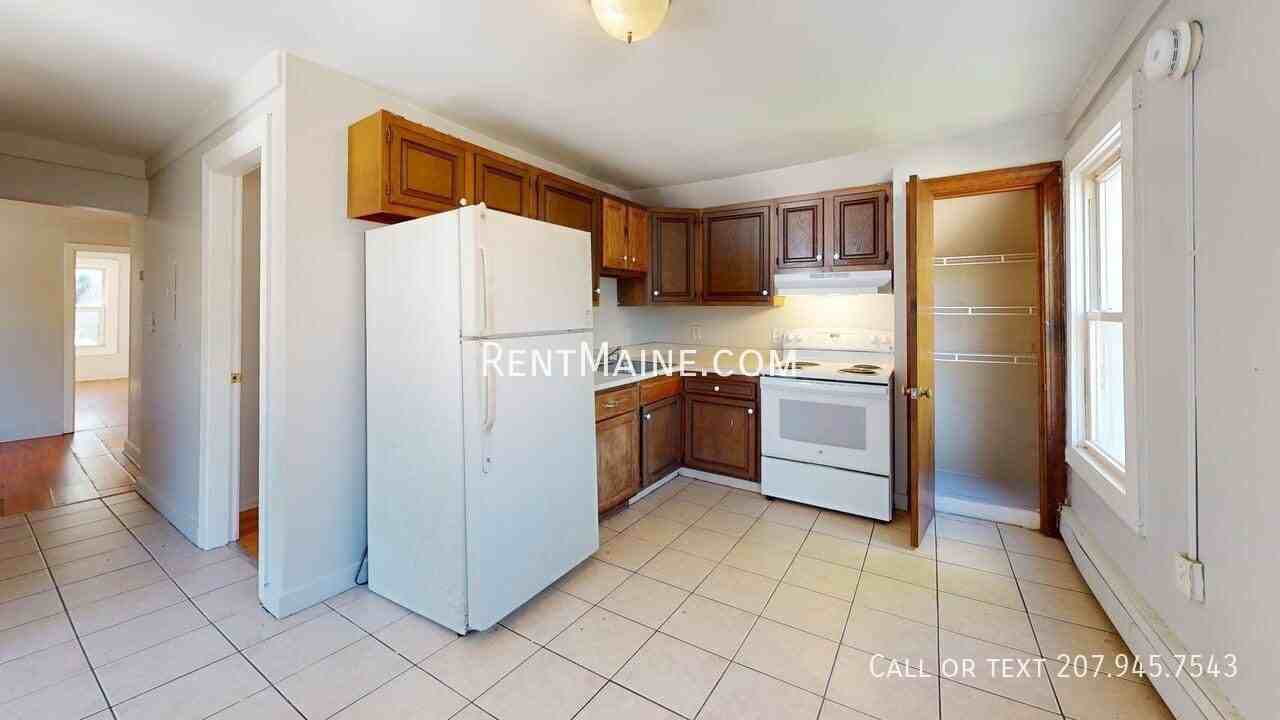 3 Carey Ln #2