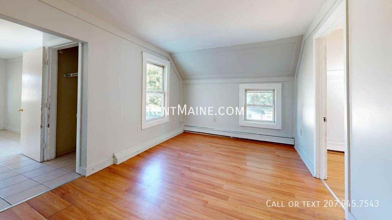 3 Carey Ln #2 - Photo 4 of 12