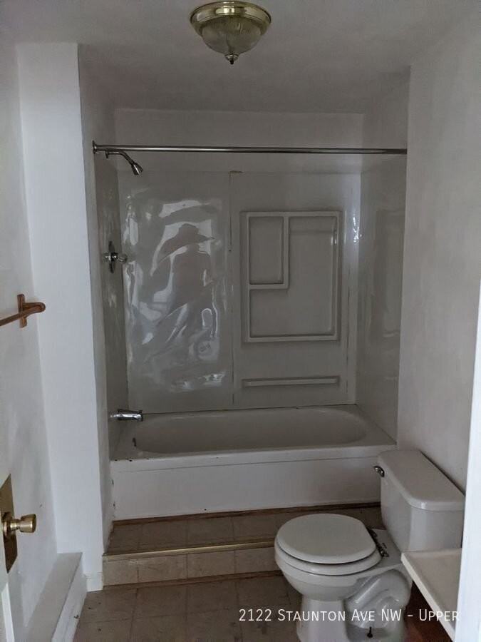 2122 Staunton Ave Nw - Photo 3 of 6
