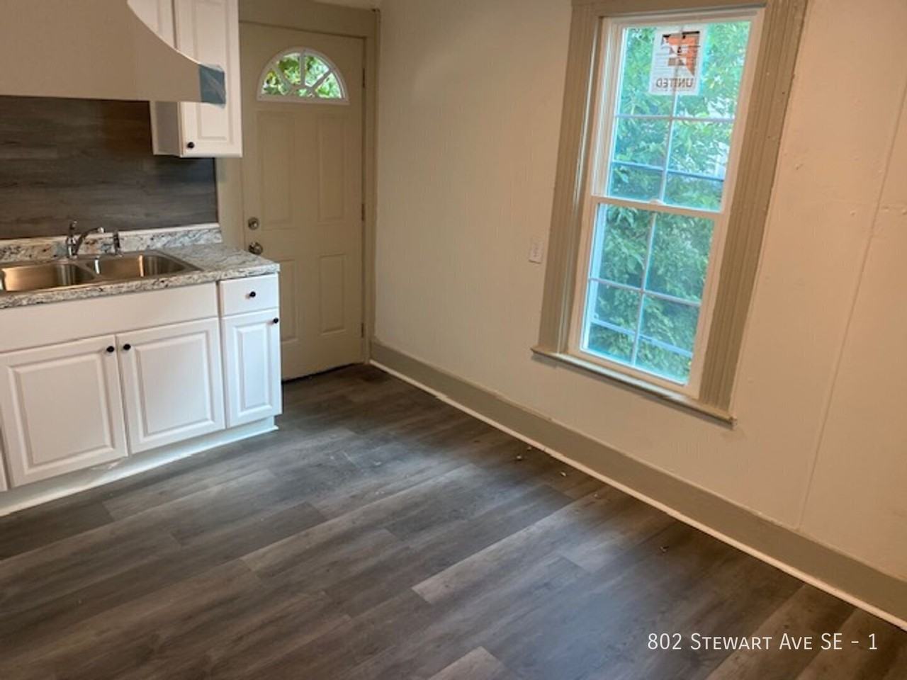 802 Stewart Ave Se #1 - Photo 2 of 6
