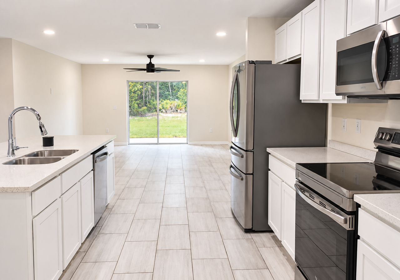 15265 Mottled Owl Rd - Photo 3 of 16