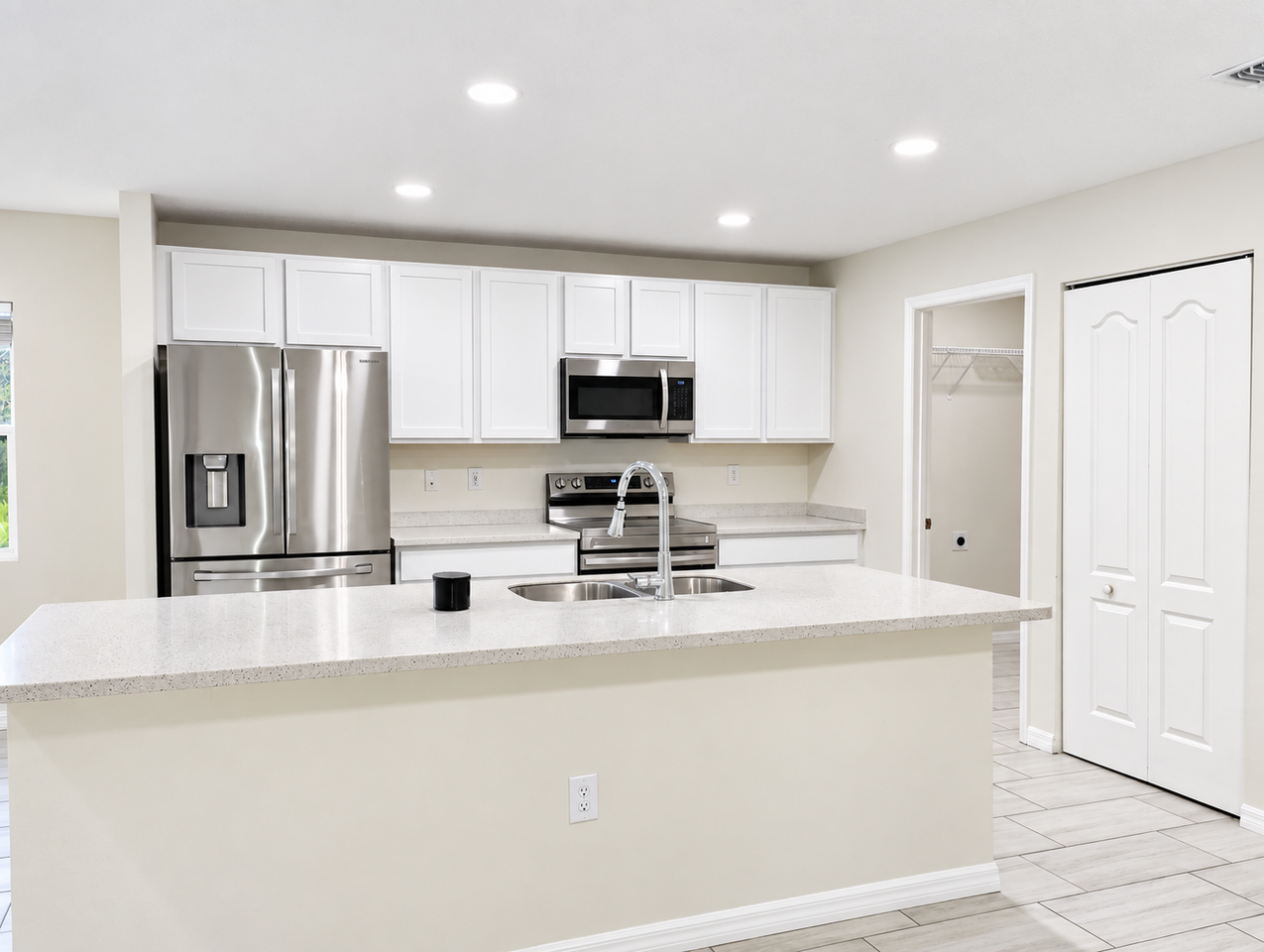 15265 Mottled Owl Rd - Photo 4 of 16