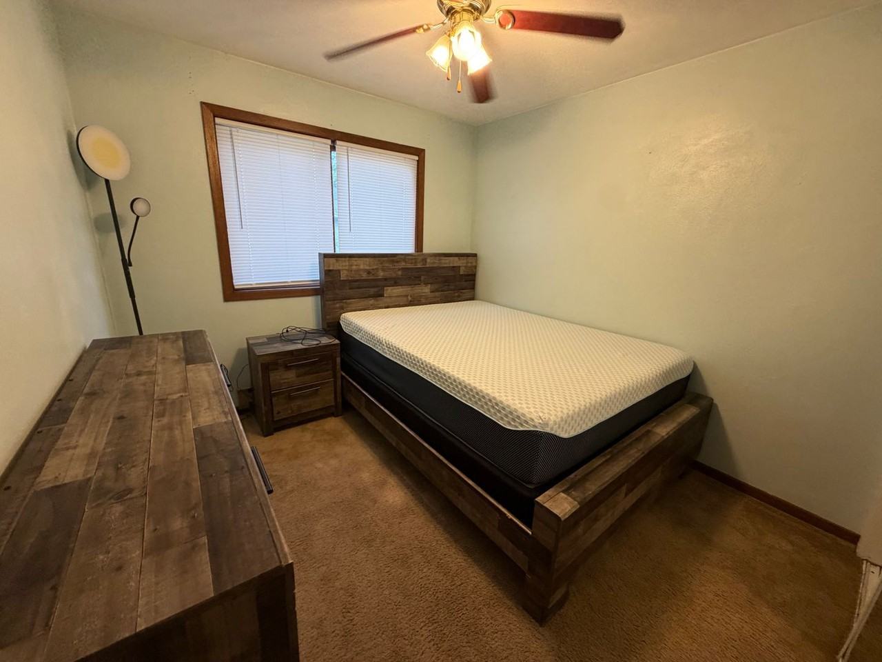 410 10th St N #01 - Photo 3 of 11