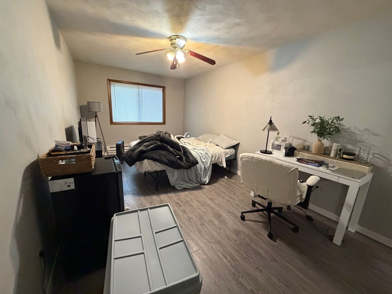 410 10th St N #05 - Photo 5 of 11