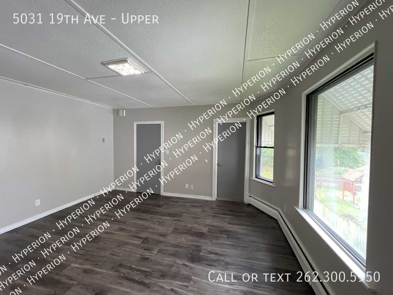 5031 19th Ave - Photo 5 of 18