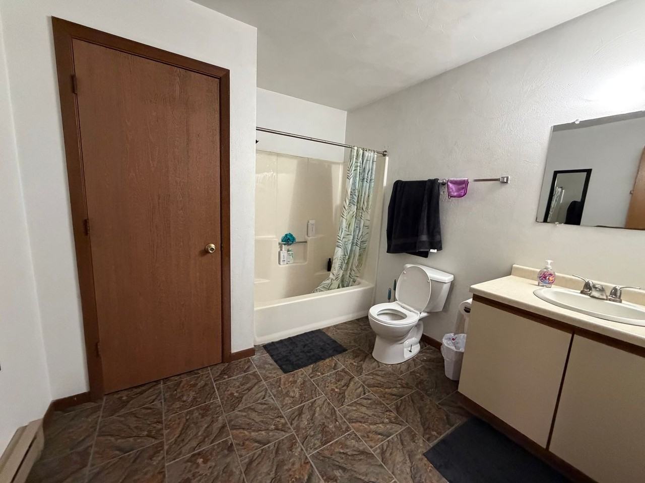 410 10th St N #11 - Photo 7 of 9