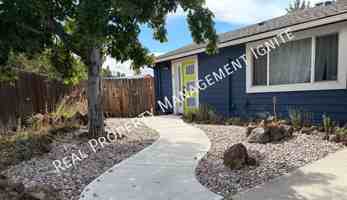featured image of 2087 Ne Mistletoe Ct #2