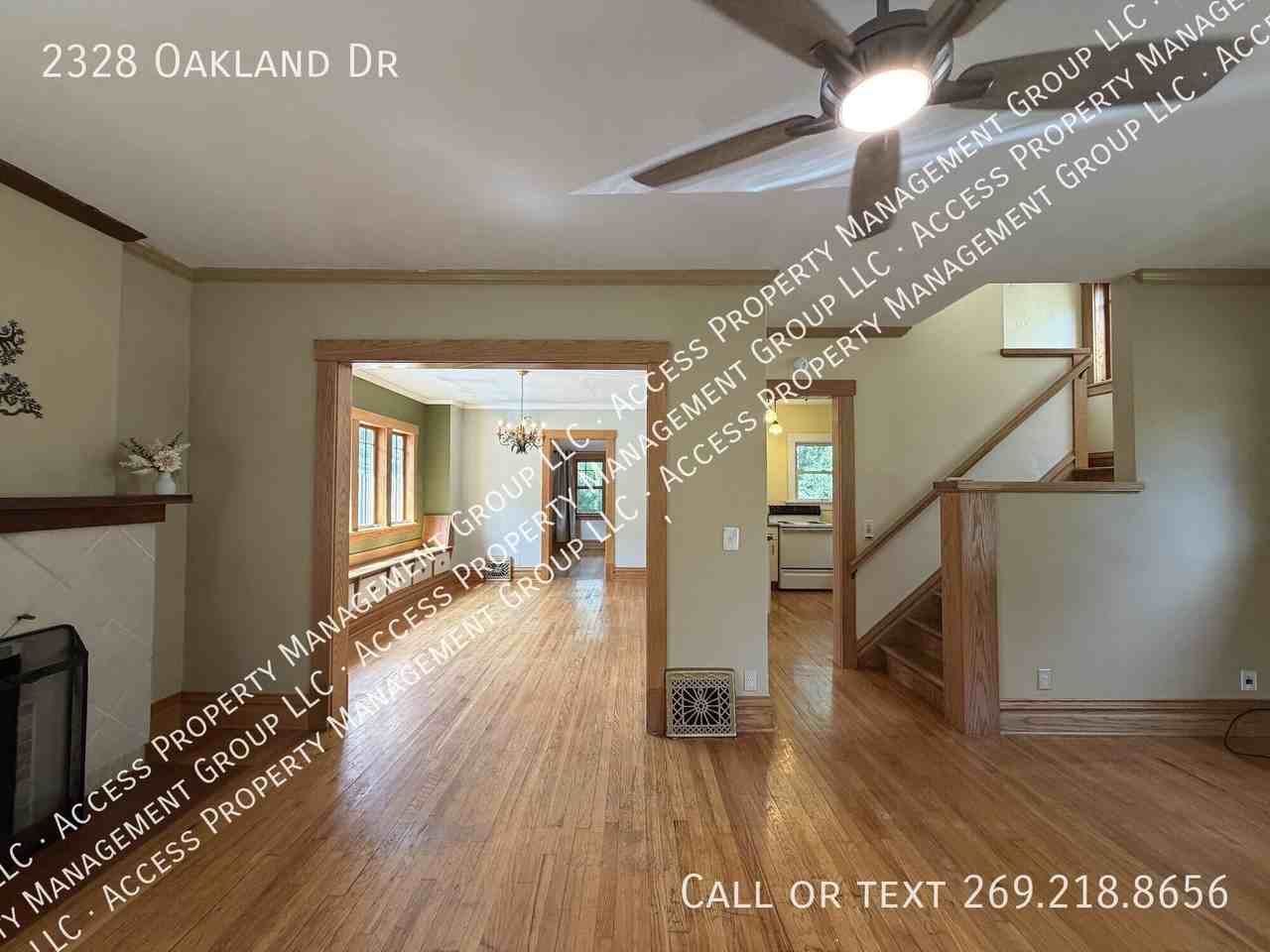 2328 Oakland Dr - Photo 4 of 37