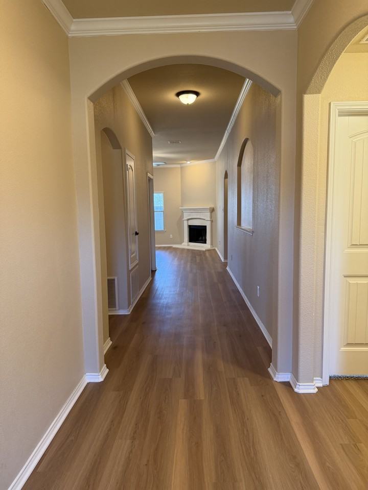 264 Oxford Dr #NA - Photo 2 of 22