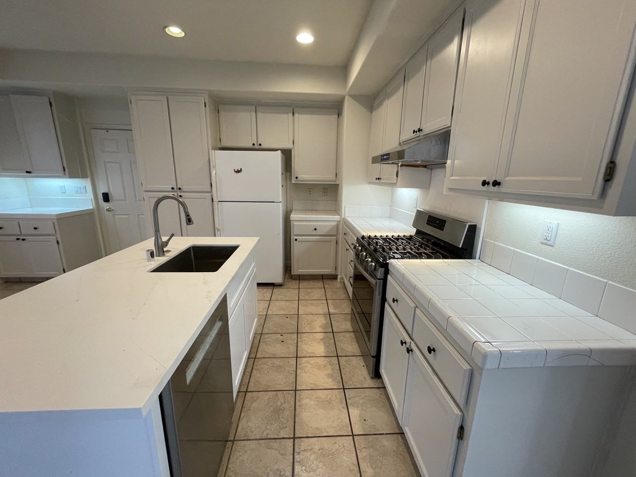 2268 Mariner Way #NA - Photo 7 of 13