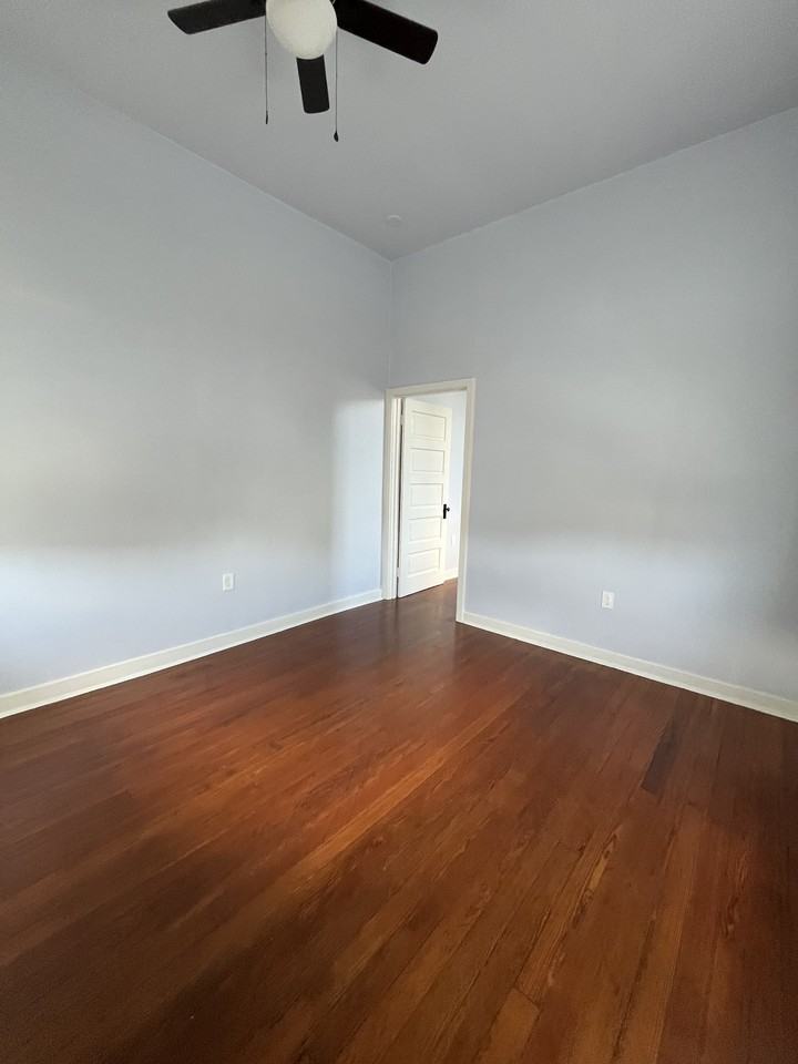 3422 Palmyra St #A - Photo 6 of 11