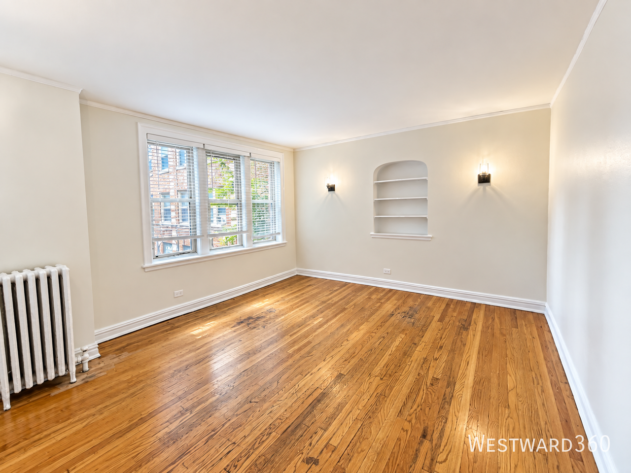1626 W Sherwin Ave #1N - Photo 3 of 21