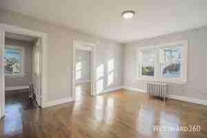 featured image of 4011 Elm St #1R