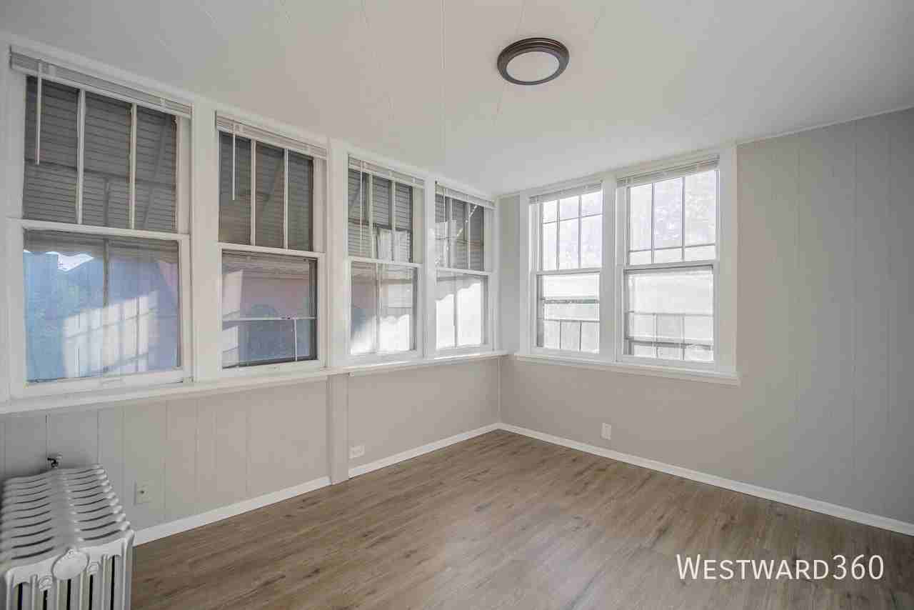 4011 Elm St #1R - Photo 5 of 17