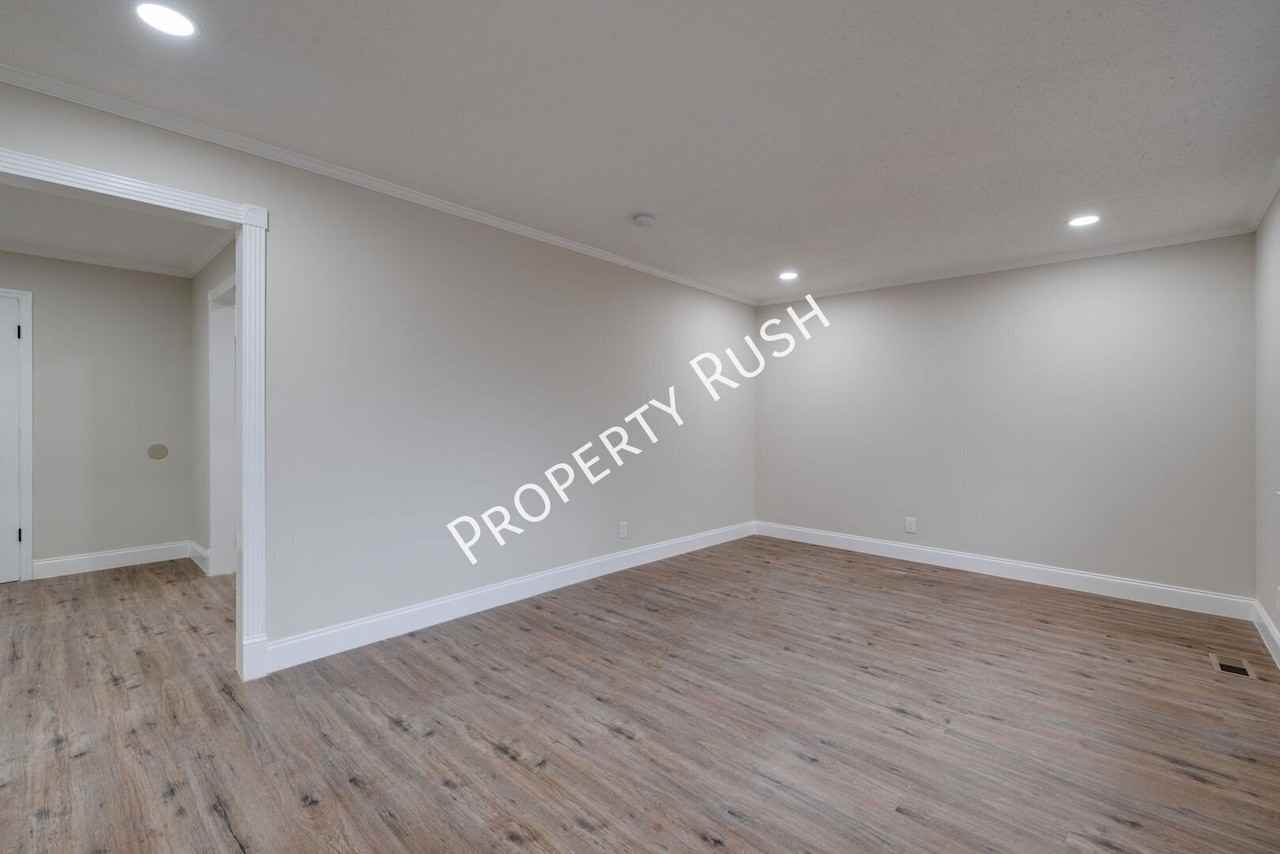 19 Diamond Dr - Photo 6 of 19