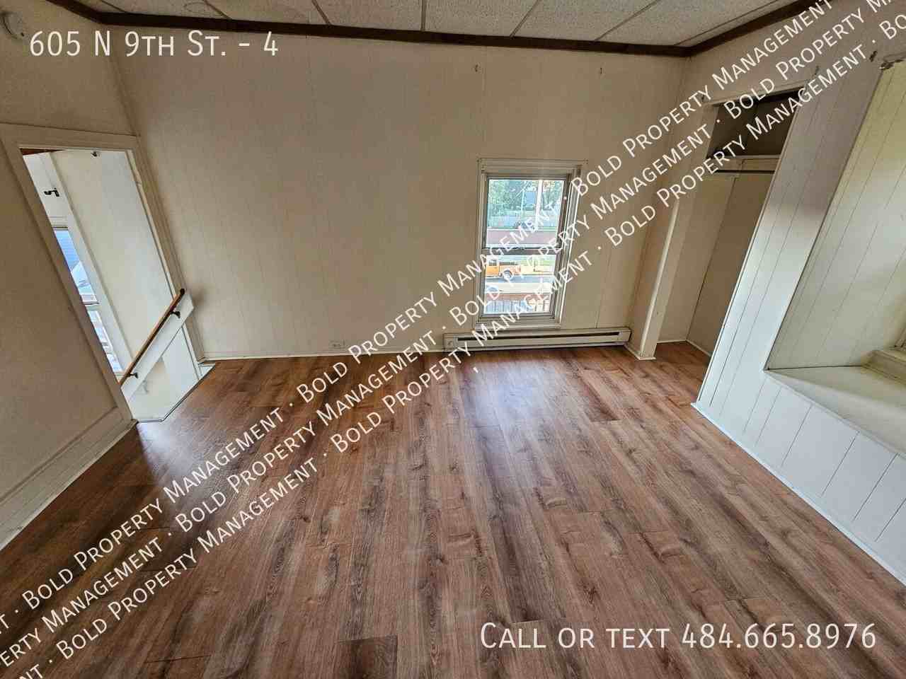 605 N 9th St #4 - Photo 6 of 15