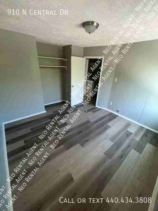 910 N Central Dr - Photo 3 of 5