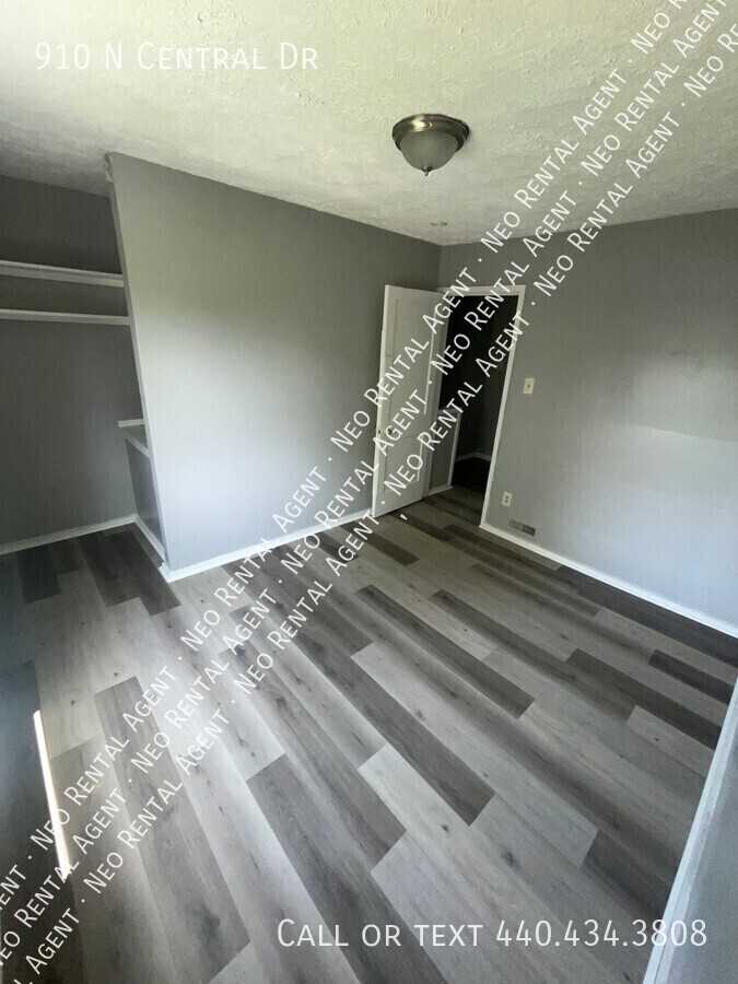 910 N Central Dr - Photo 4 of 5