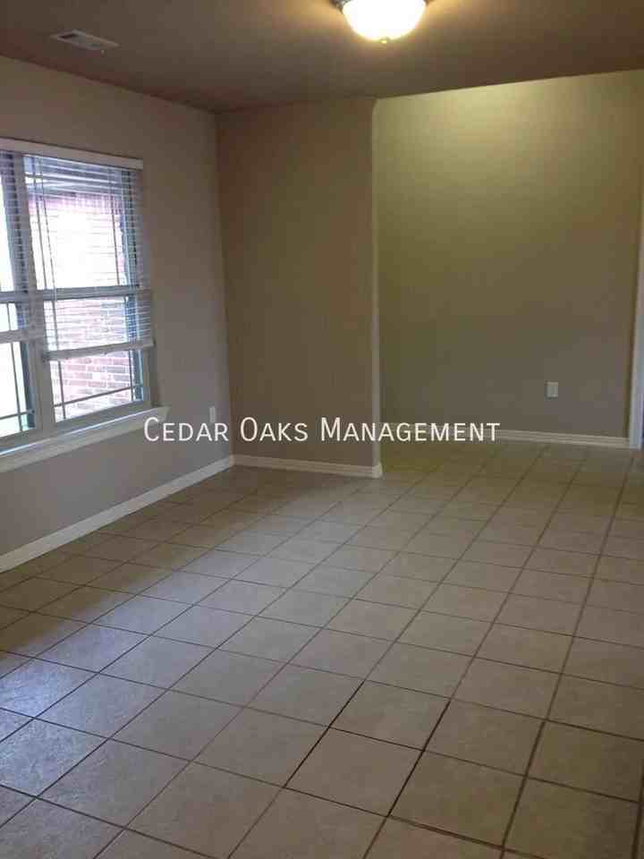 7291 Hayden Way - Photo 4 of 10