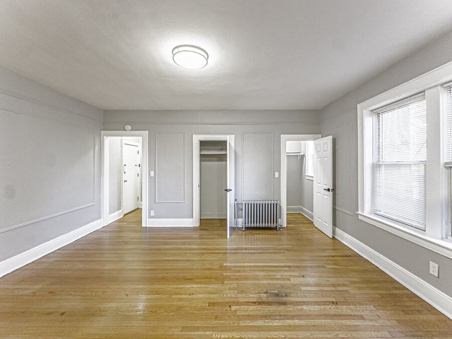 758 Jersey Ave #D5 - Photo 2 of 9