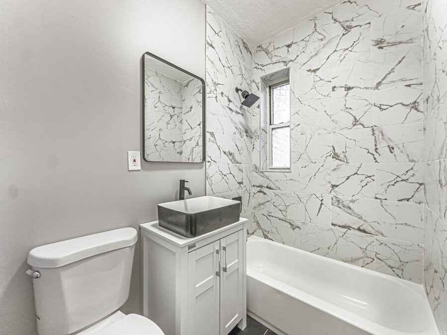 758 Jersey Ave #D5 - Photo 4 of 9