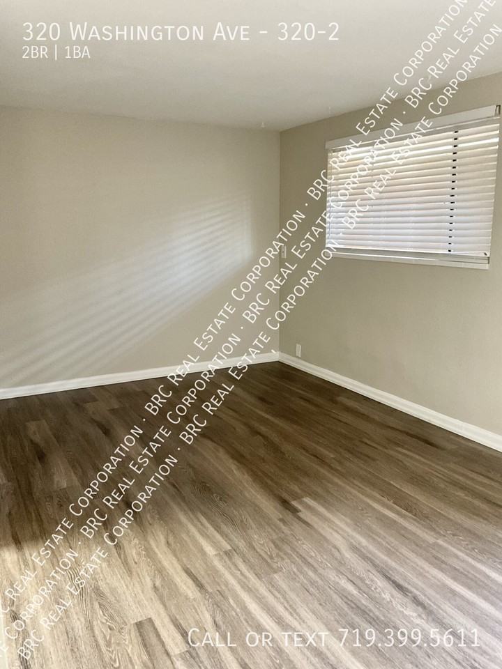 320 Washington Ave #320-2 - Photo 5 of 12