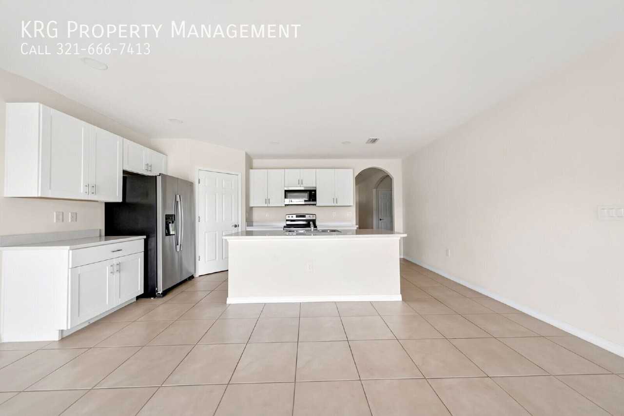 306 Se 27th Ter - Photo 5 of 28