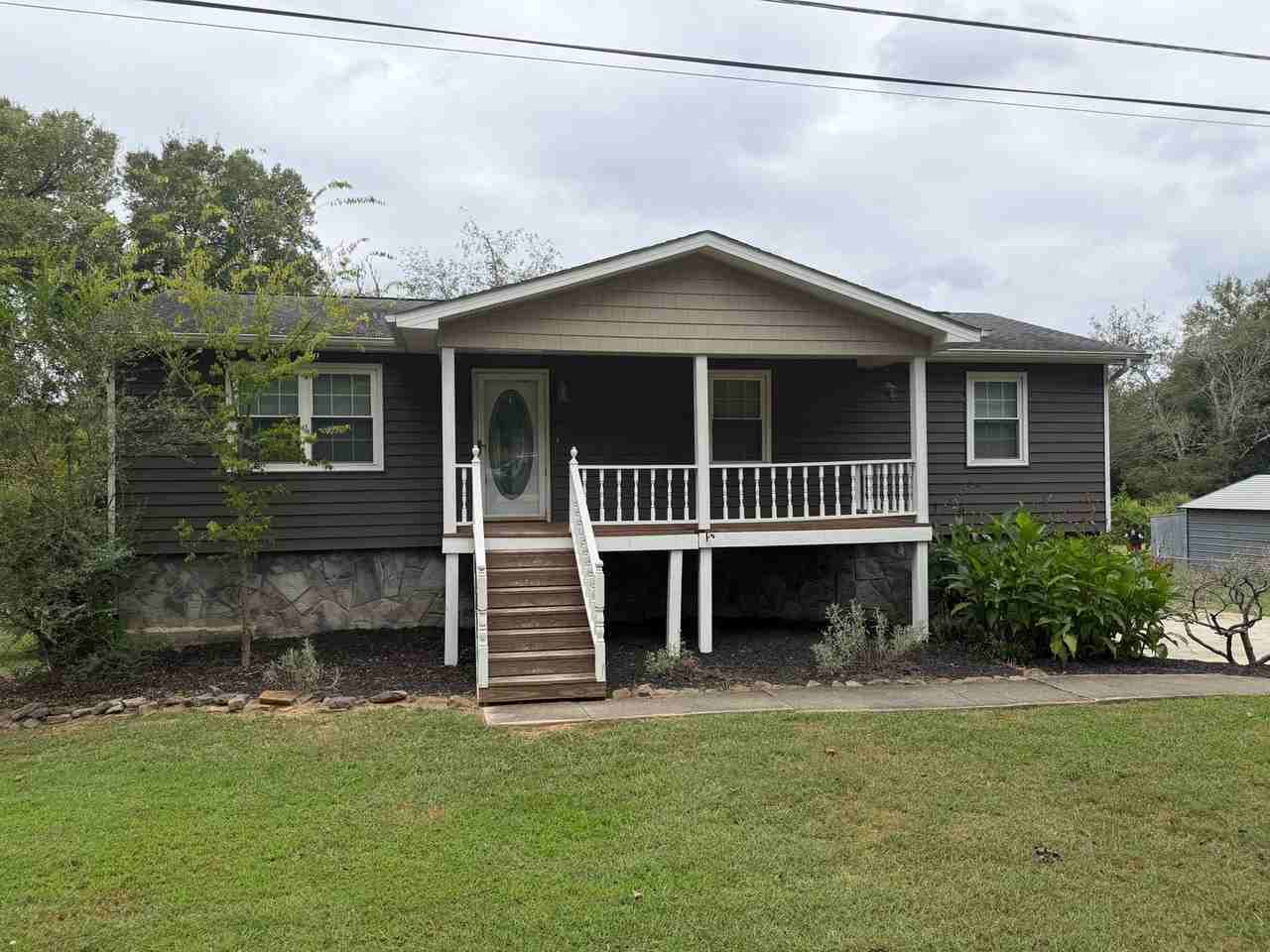 9233 Snow Hill Rd