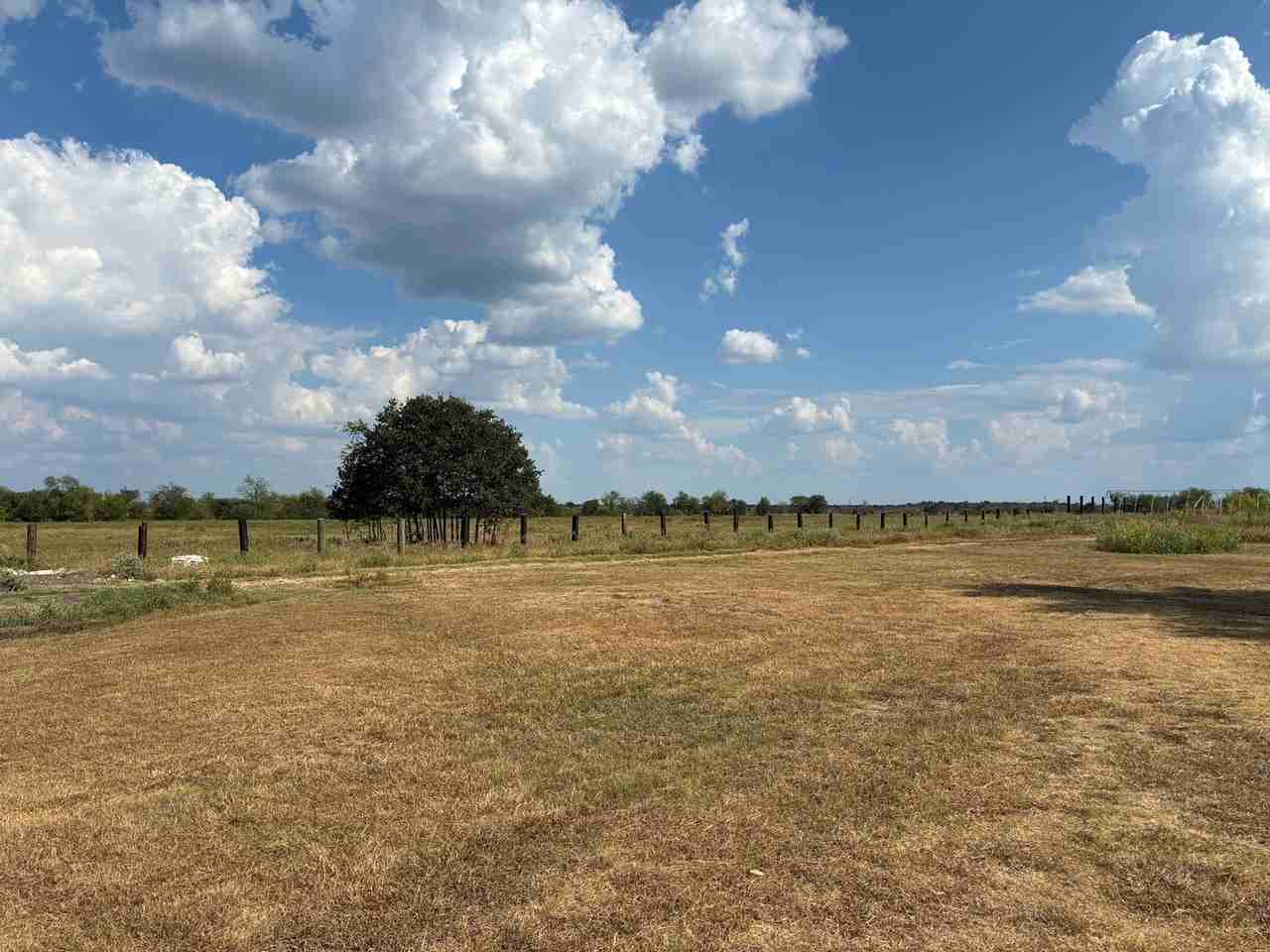 152 County Road Nw 1075 - Photo 2 of 15