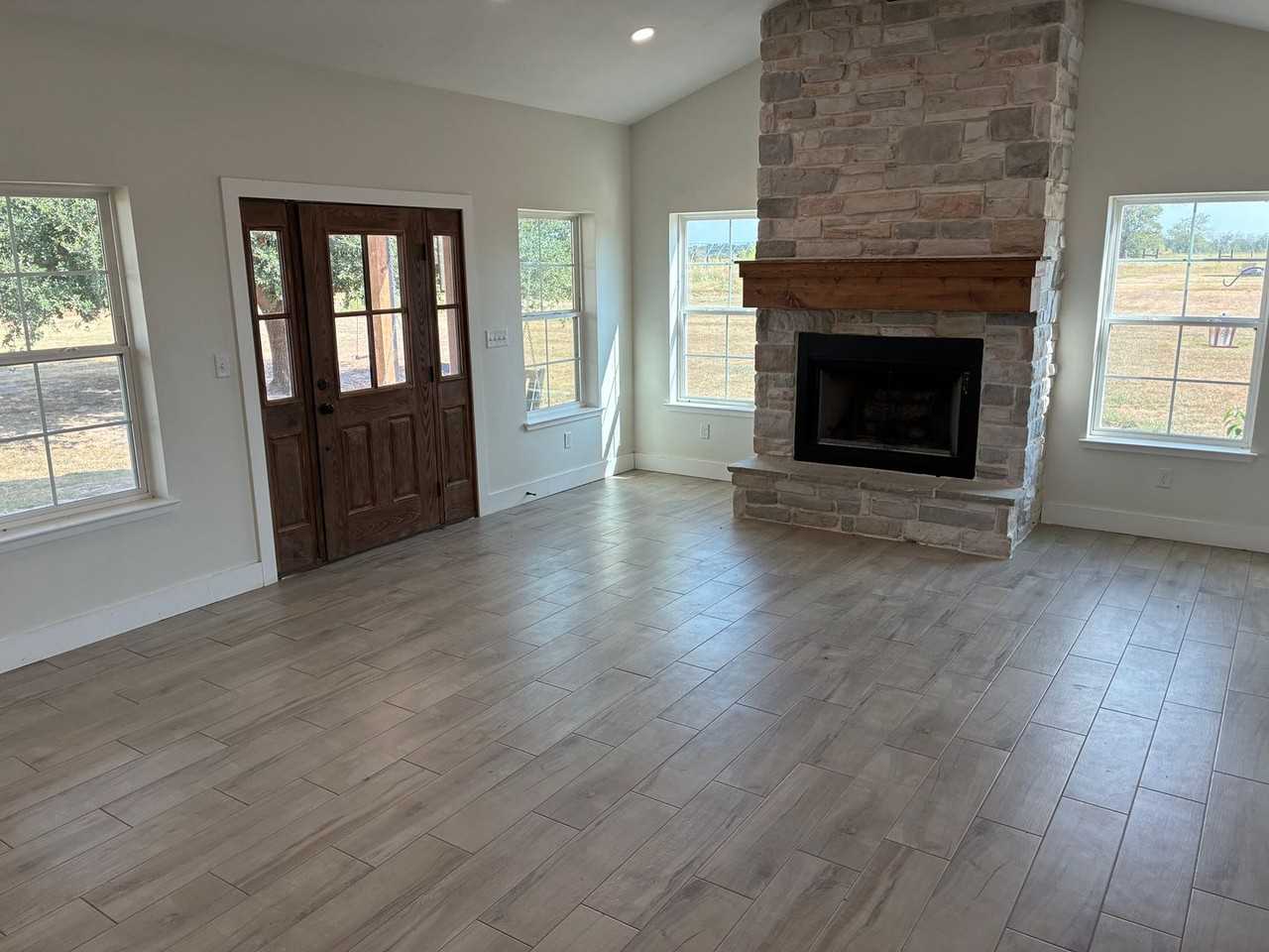 152 County Road Nw 1075 - Photo 4 of 15
