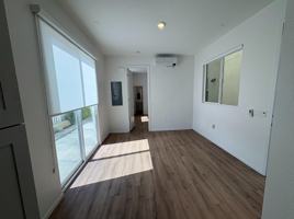 featured image of 2040 N Highland Ave