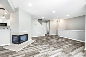 featured image of 2607 Warren Way
